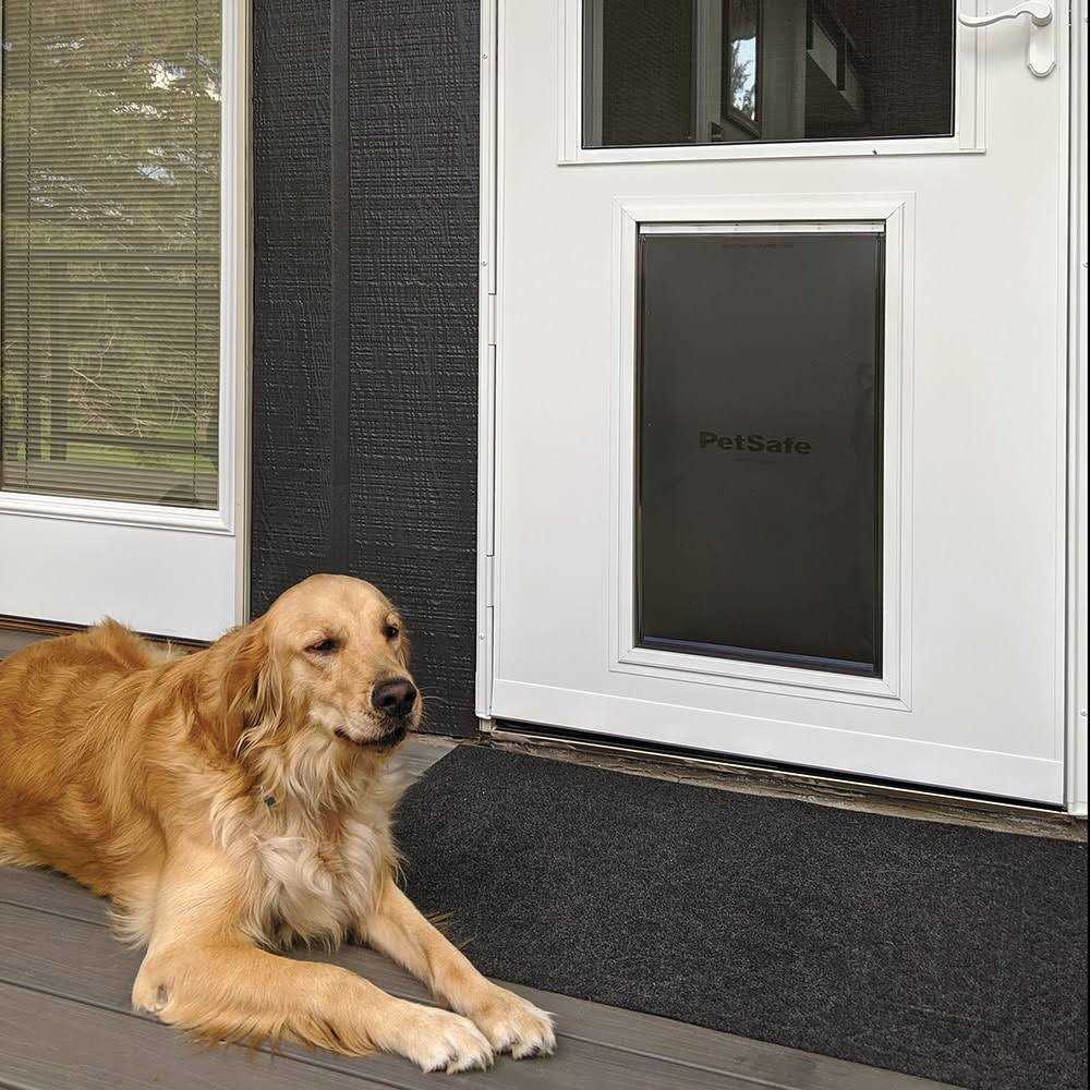 Pet Storm Door F760