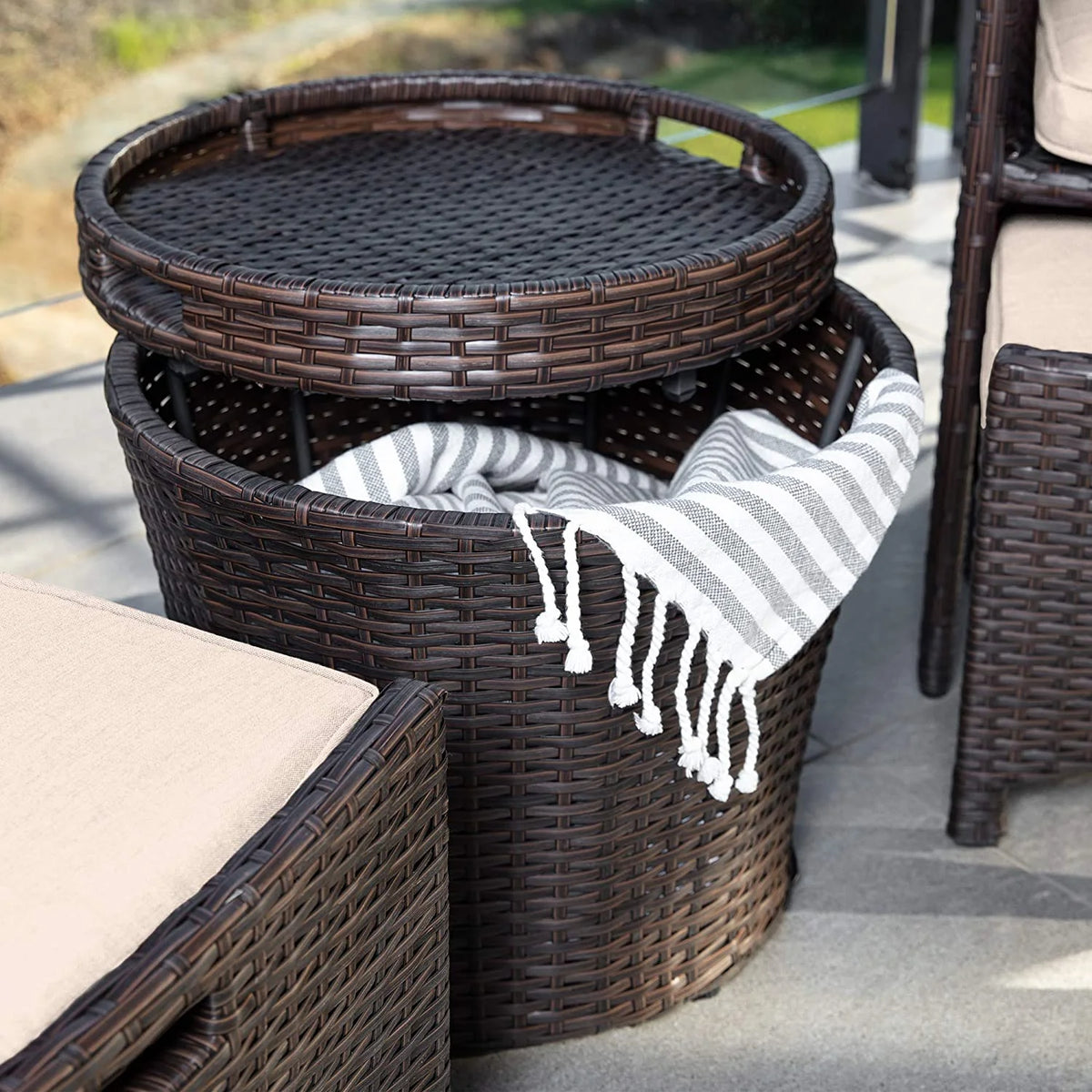 5-Piece Wicker Outdoor Patio Furniture Set with Storage Table L819084