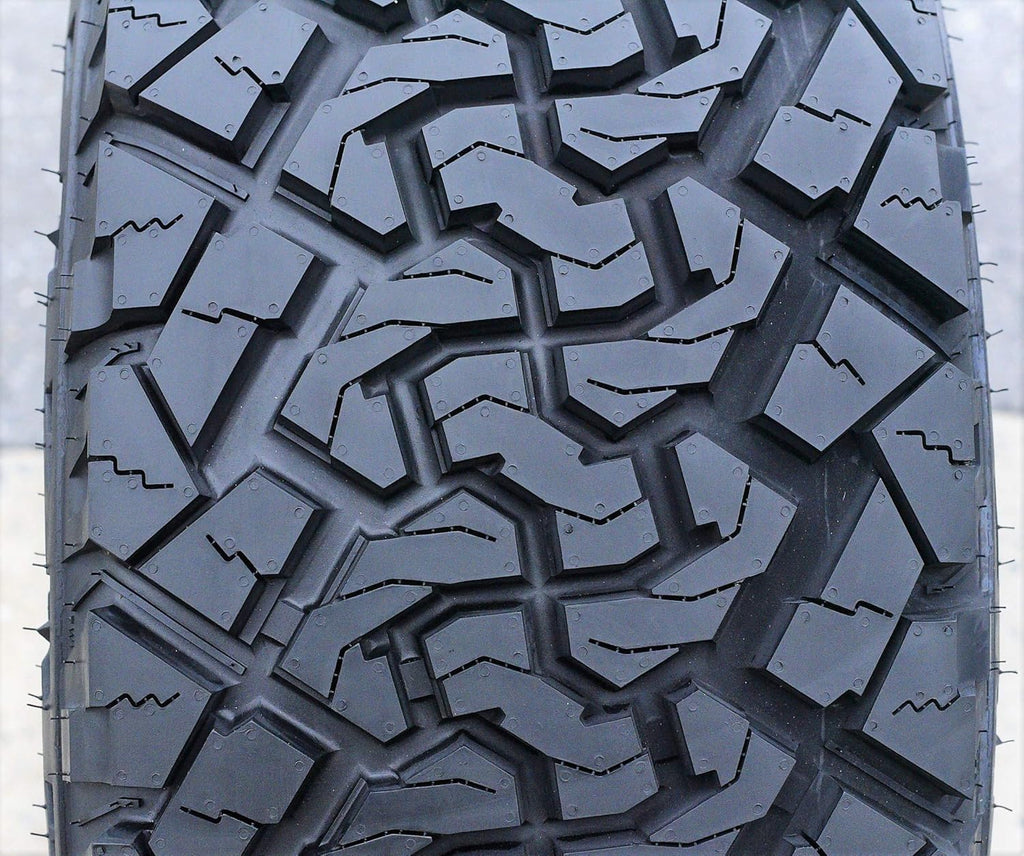 LT275/70R18 All-Terrain Light Truck Radial Tire O134033