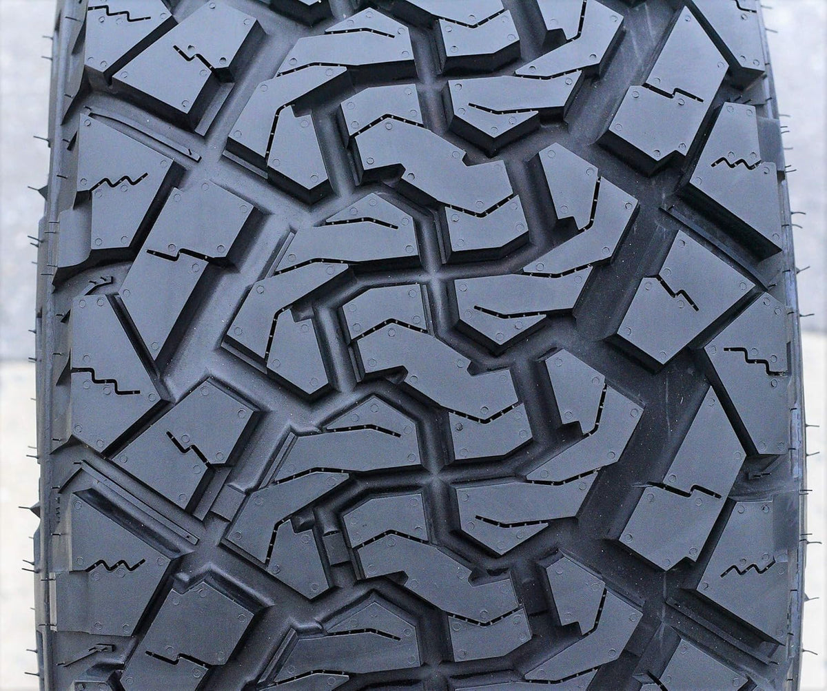 LT275/70R18 All-Terrain Light Truck Radial Tire O134033