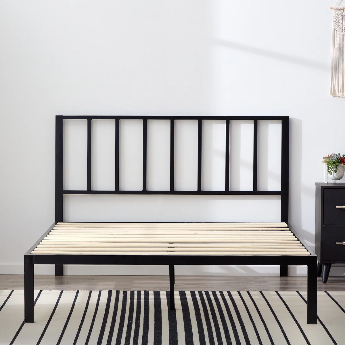 Black Metal Platform Bed with Headboard X234664