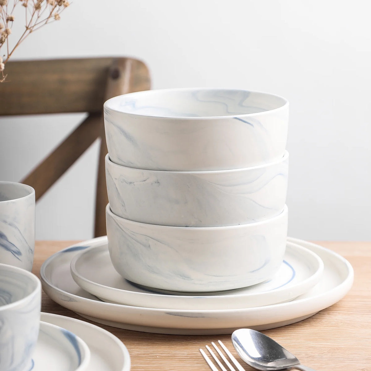 24-Piece Porcelain Blue Dinnerware Set Z2726