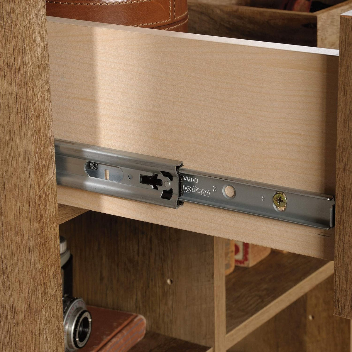 Storage, Craftsman Oak Finish Z650319