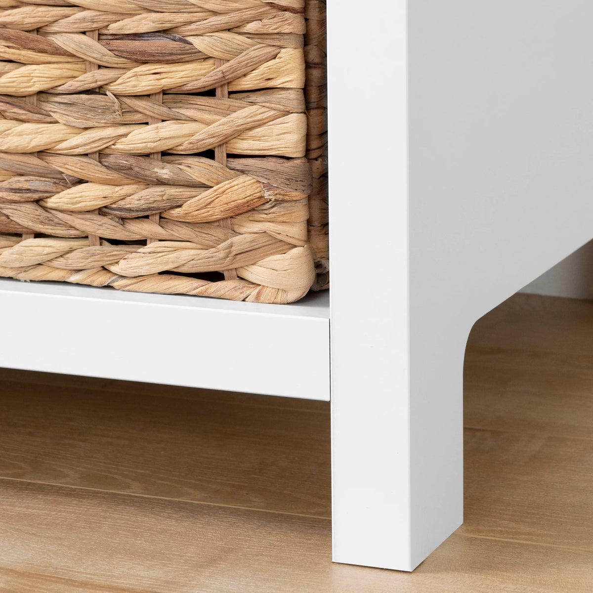 3-Drawer Dresser with Baskets Q515