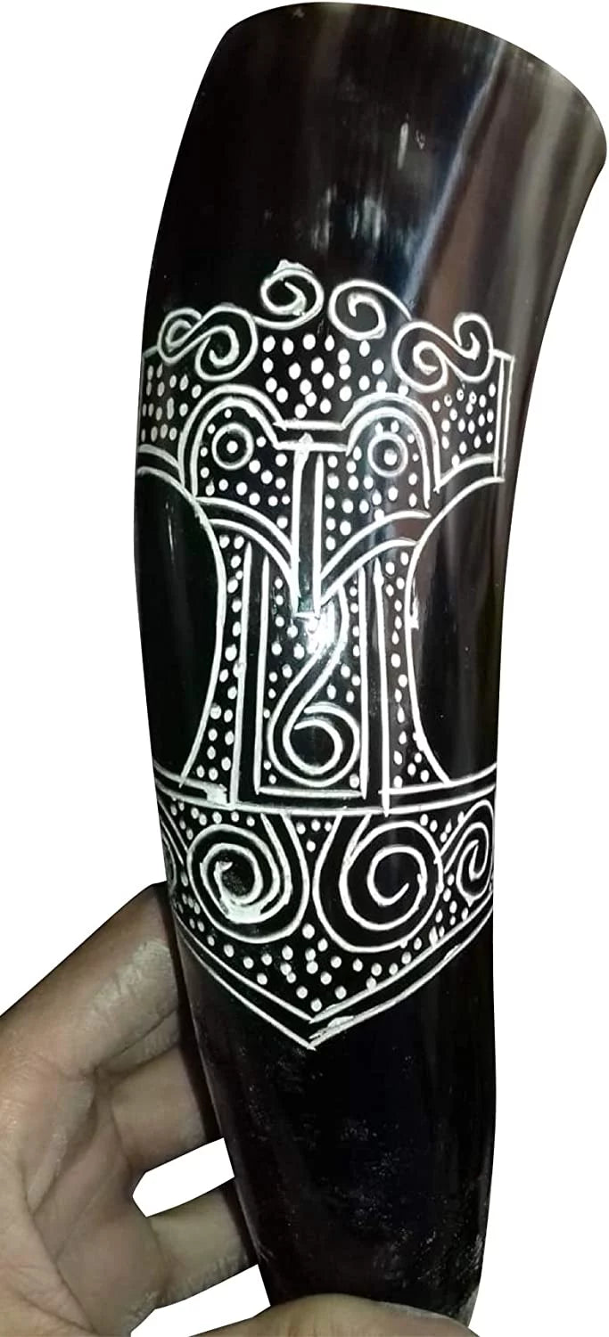 Large Viking Drinking Horn with Stand H521