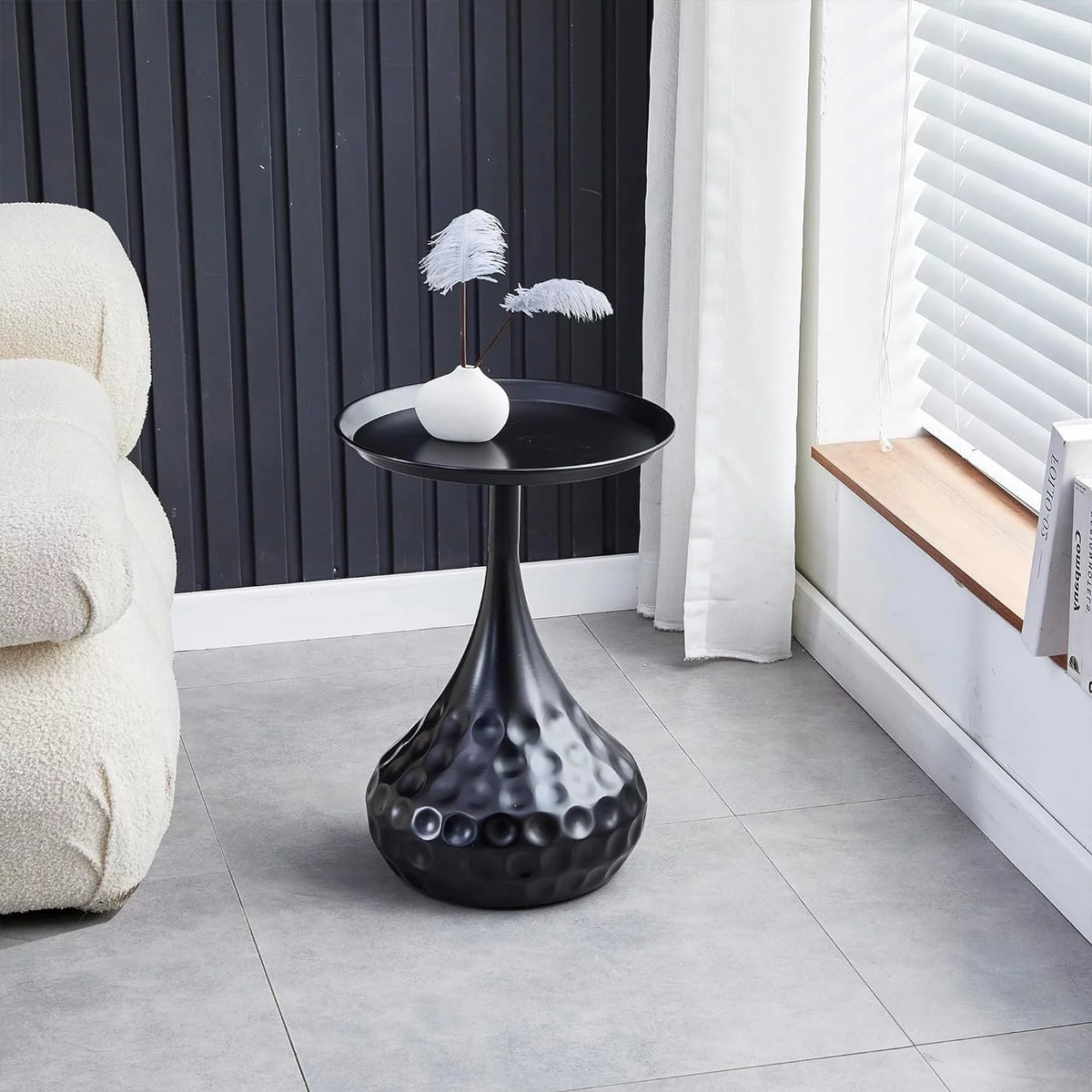 Black Metal Round End Table K273