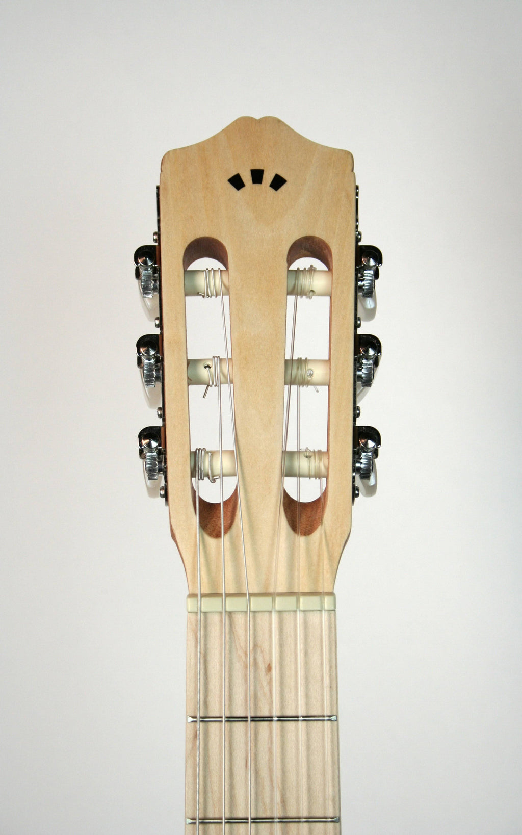 Coral Classical Guitar D58711