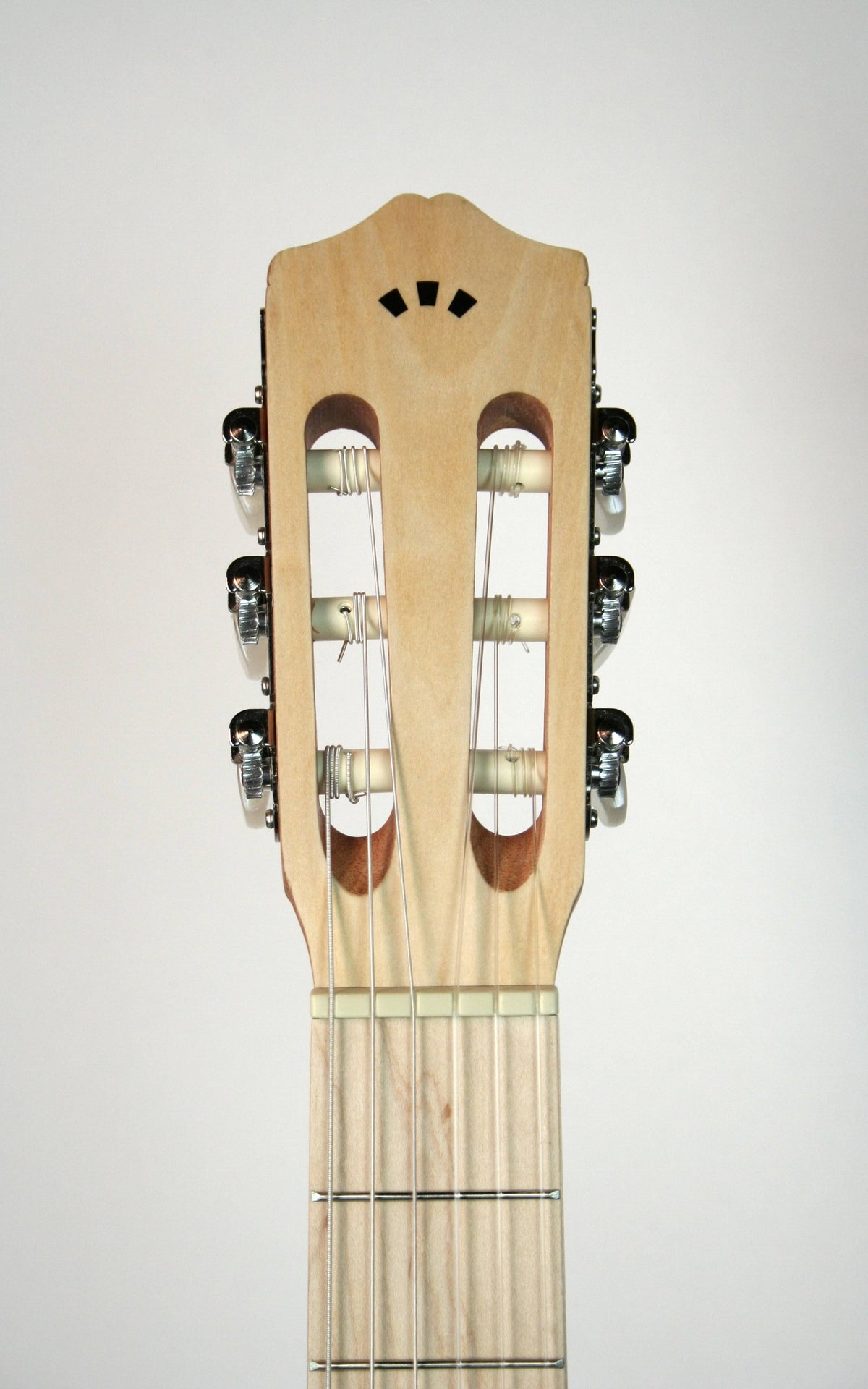 Coral Classical Guitar D58711