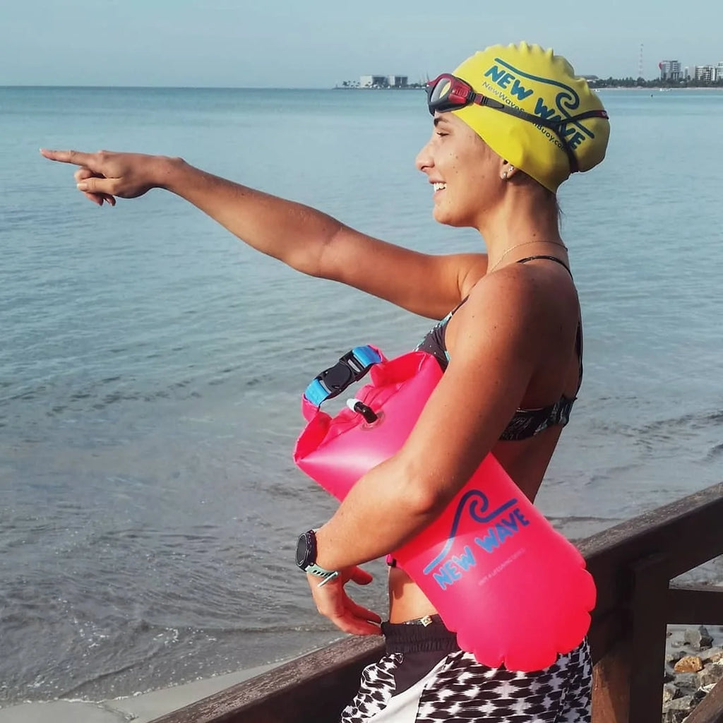 Pink PVC 15 Liter Swim Buoy Drybag E688344