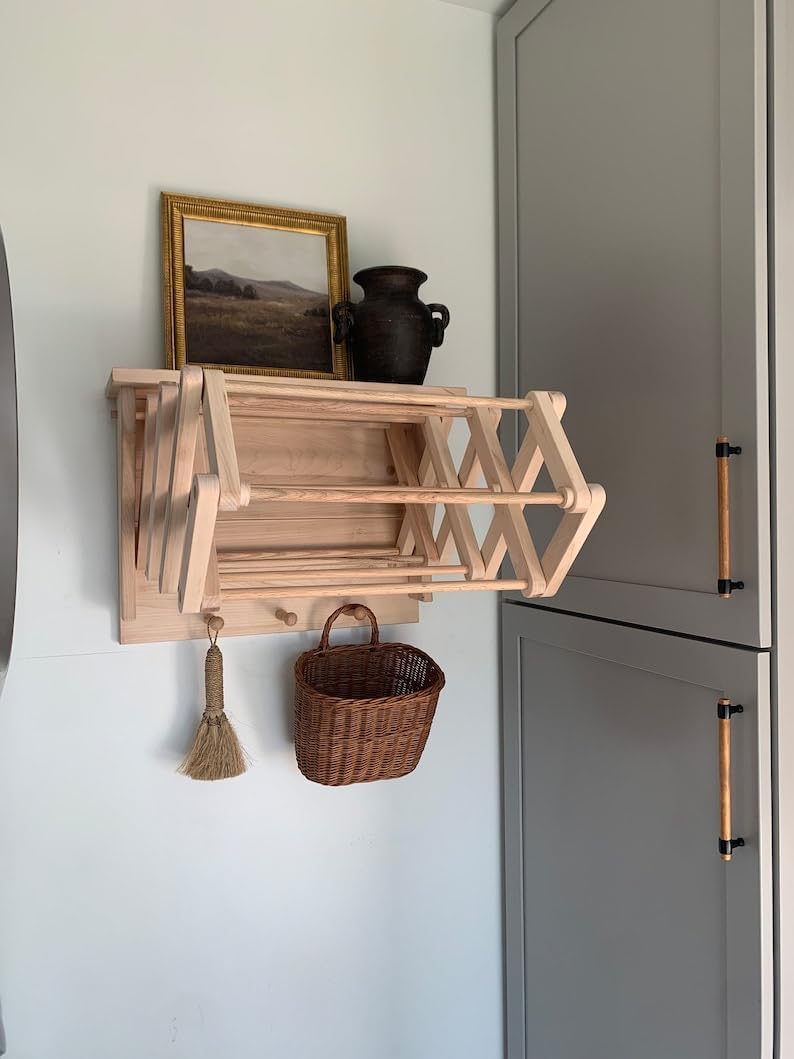 21” x 16” Collapsable Wooden Wall Mounted Drying Rack with Peg Hooks A2347