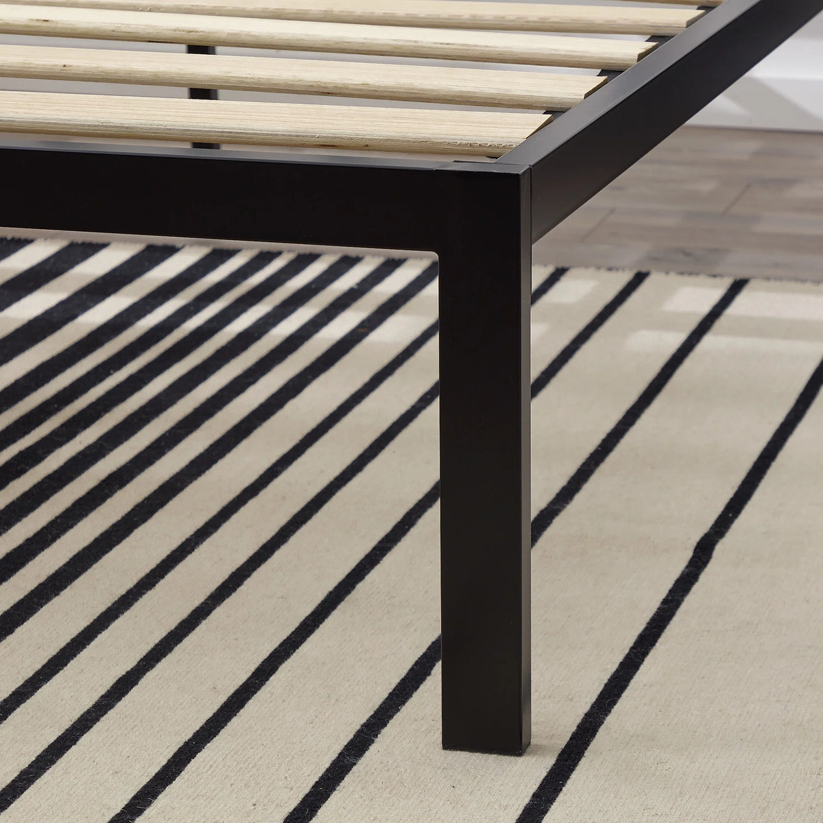 Black Metal Platform Bed with Headboard X234664