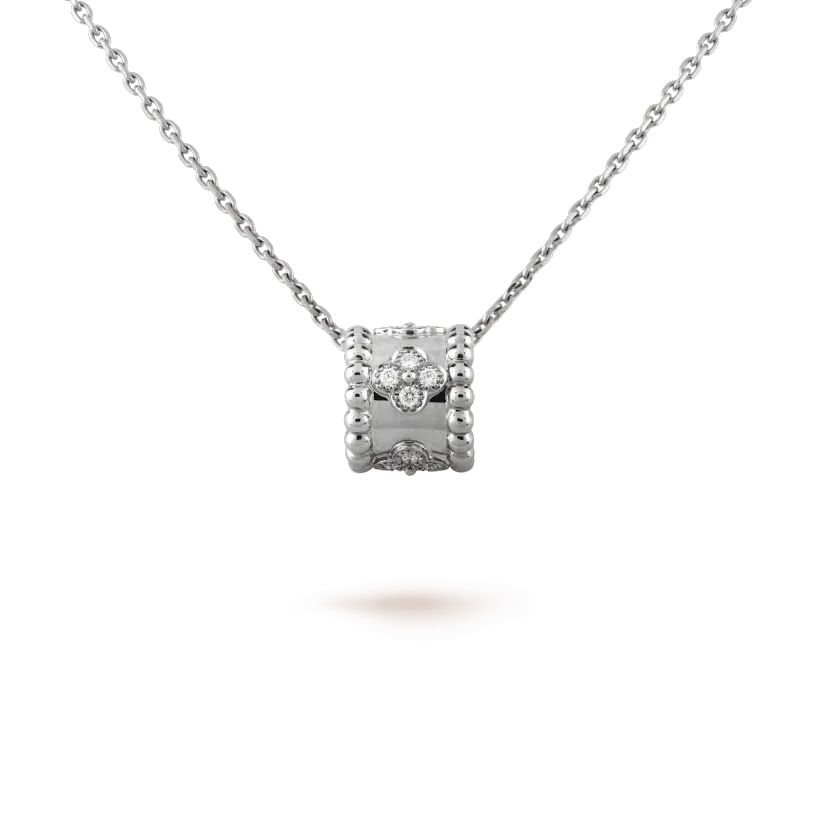 clovers pendant D5345
