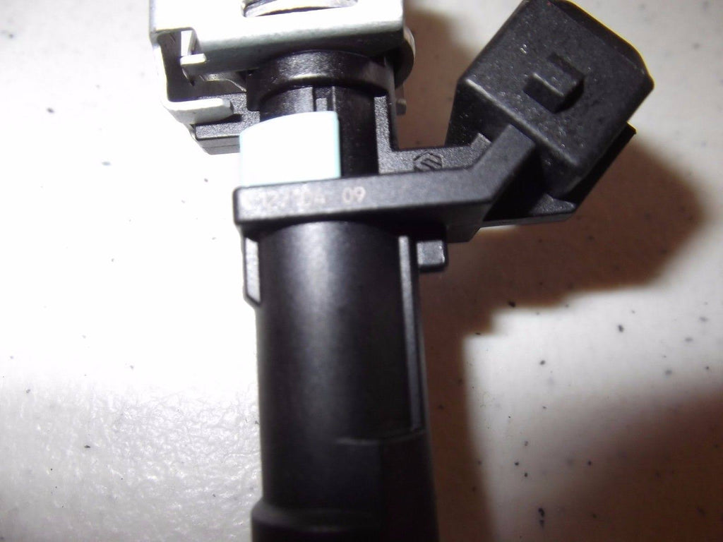 Fuel Injector Rail Kit S48830