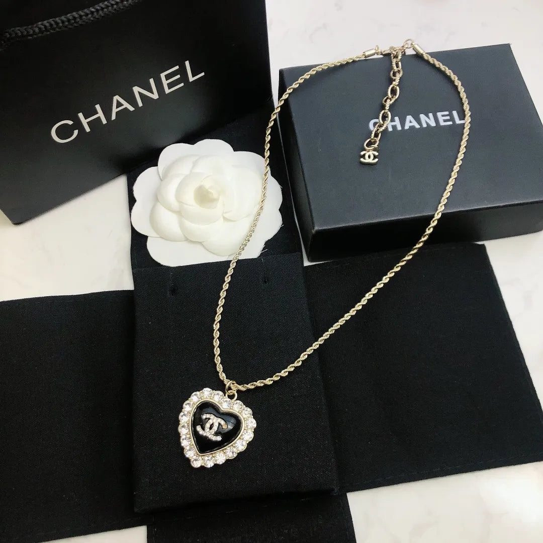 Necklace Y3853